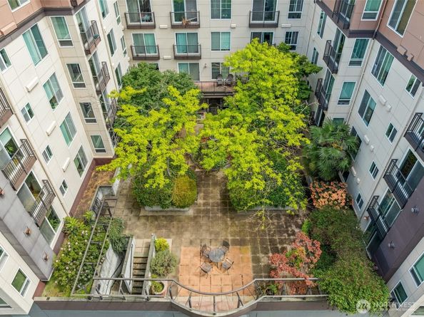 323 Queen Anne Avenue N 502, Seattle WA 98109