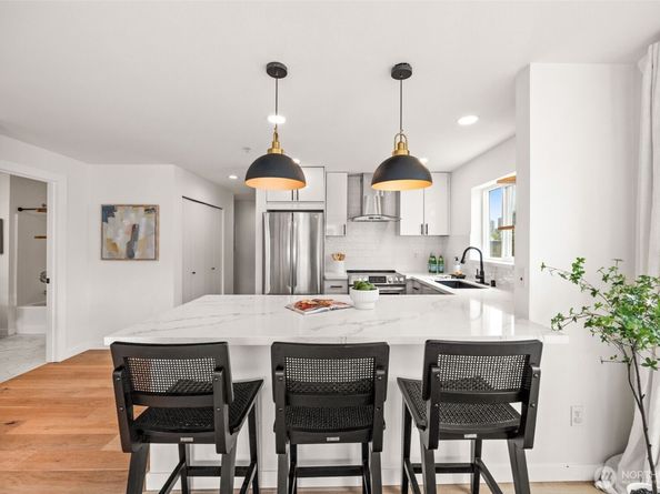 323 Queen Anne Avenue N 502, Seattle WA 98109