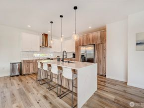 122 4th Avenue S, Algona WA 98001