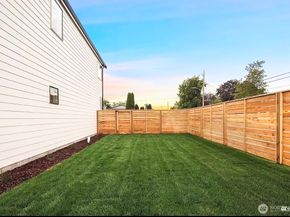 122 4th Avenue S, Algona WA 98001