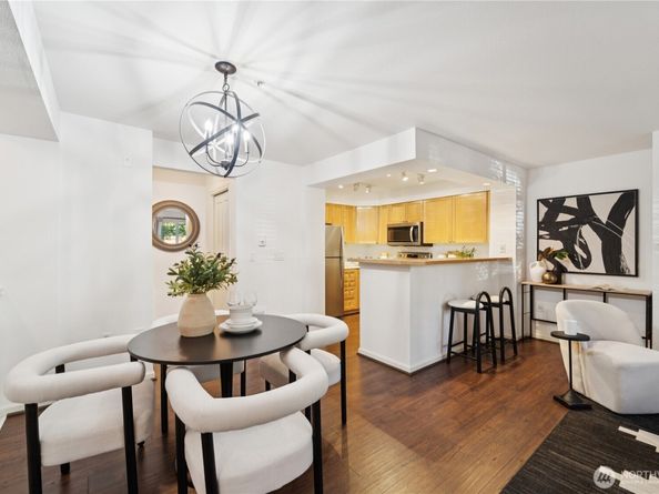 1513 NW 57th Street 109, Seattle WA 98107