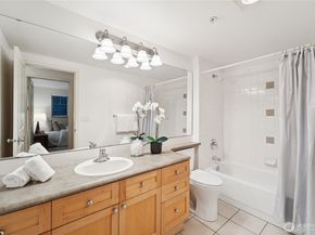 1513 NW 57th Street 109, Seattle WA 98107