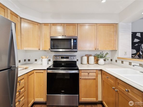 1513 NW 57th Street 109, Seattle WA 98107