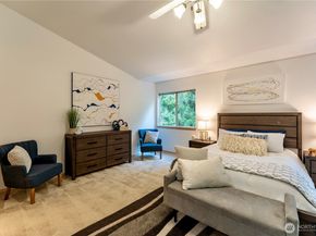 18809 SE 20th Dr, Bothell WA 98012