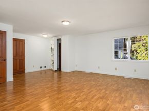 14440 Sunrise Drive NE, Bainbridge Island WA 98110