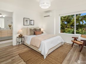 2113 6th Ave W B, Seattle WA 98119