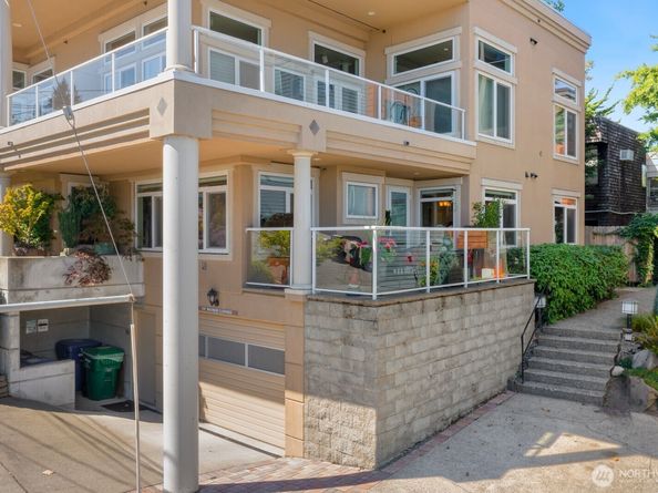 2100 Thorndyke Avenue W 101, Seattle WA 98199