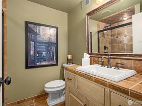 24635 8th Avenue S, Des Moines WA 98198