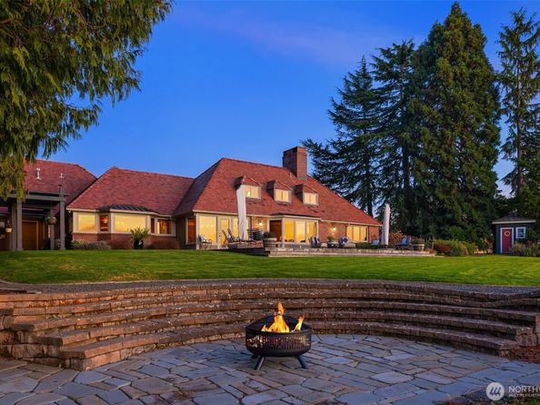 24635 8th Avenue S, Des Moines WA 98198