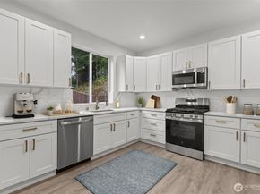 1127 48th Court SE, Auburn WA 98092