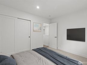 1127 48th Court SE, Auburn WA 98092