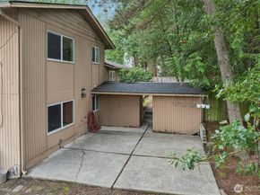 12224 SE 60th Place, Bellevue WA 98006