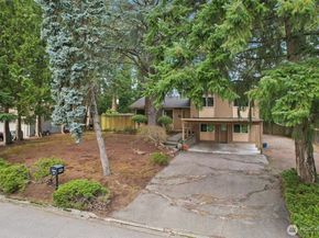 12224 SE 60th Place, Bellevue WA 98006