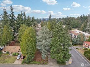 12224 SE 60th Place, Bellevue WA 98006