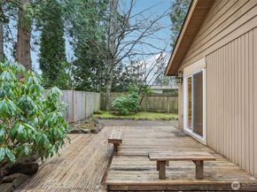 12224 SE 60th Place, Bellevue WA 98006