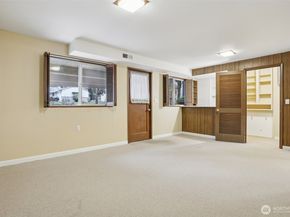 12224 SE 60th Place, Bellevue WA 98006