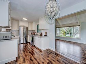 1209 NE 155th Street, Shoreline WA 98155