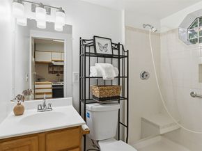 15667 SE Fairwood Boulevard, Renton WA 98058