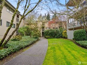330 Grow Avenue NW C3, Bainbridge Island WA 98110