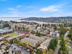 330 Grow Avenue NW C3, Bainbridge Island WA 98110