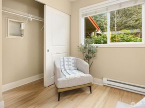 11058 NE 33rd Place D3, Bellevue WA 98004