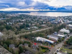 8627 112th Lane NE, Kirkland WA 98033