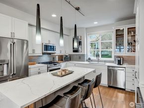 8627 112th Lane NE, Kirkland WA 98033