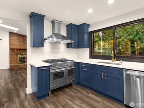 16417 210th Avenue NE, Woodinville WA 98077