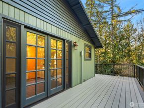 16417 210th Avenue NE, Woodinville WA 98077