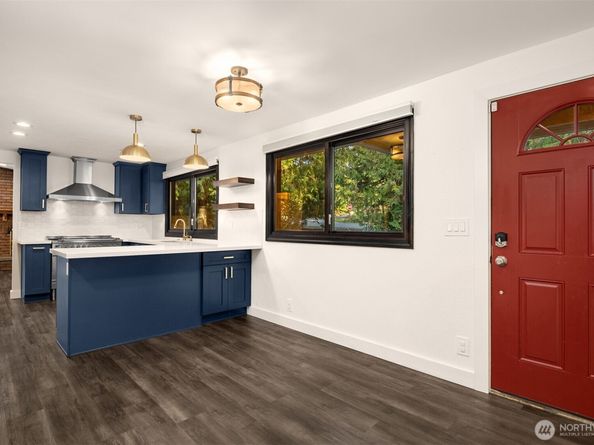 16417 210th Avenue NE, Woodinville WA 98077