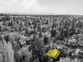 712 NW 95th Street, Seattle WA 98117