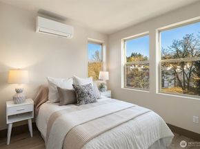 5037 25th Avenue SW, Seattle WA 98106