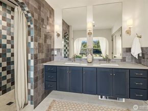 5037 25th Avenue SW, Seattle WA 98106