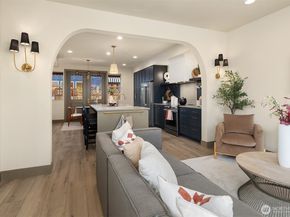 5037 25th Avenue SW, Seattle WA 98106