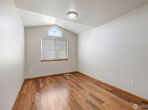 18719 12th Drive SE, Bothell WA 98012