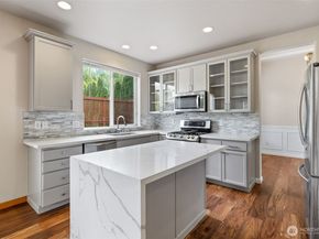 18719 12th Drive SE, Bothell WA 98012