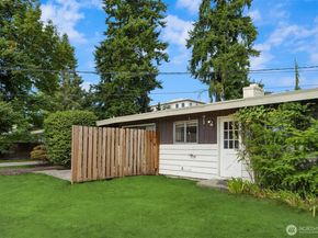 1816 114th Avenue NE, Bellevue WA 98004