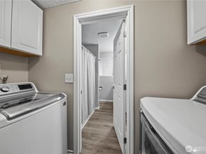 203 S 357th Street, Federal Way WA 98003