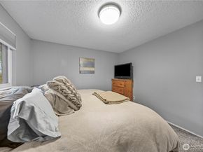 203 S 357th Street, Federal Way WA 98003