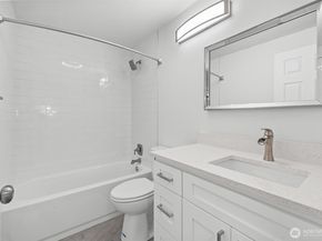 730 112th Street SW I4, Everett WA 98204