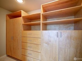 6145 93rd Avenue SE, Mercer Island WA 98040