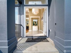 6145 93rd Avenue SE, Mercer Island WA 98040