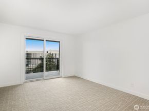 1028 Lakeview Boulevard E 4, Seattle WA 98102