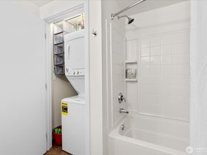 4422 Bagley Avenue N 108, Seattle WA 98103