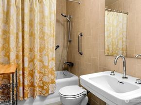 1017 Minor Avenue 1303, Seattle WA 98104