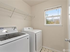 5036 NE 4th PL, Renton WA 98059