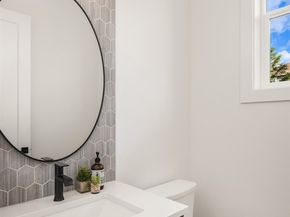 5816 NE 4th Place, Renton WA 98059