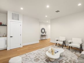 5539 116th Avenue NE, Kirkland WA 98033