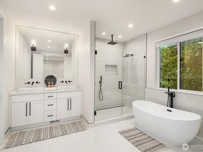 5539 116th Avenue NE, Kirkland WA 98033