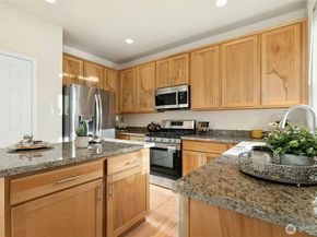 1126 204th Place SW, Lynnwood WA 98036